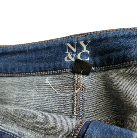 New York and Company 19" blue denim skirt - Picture 8 of 10